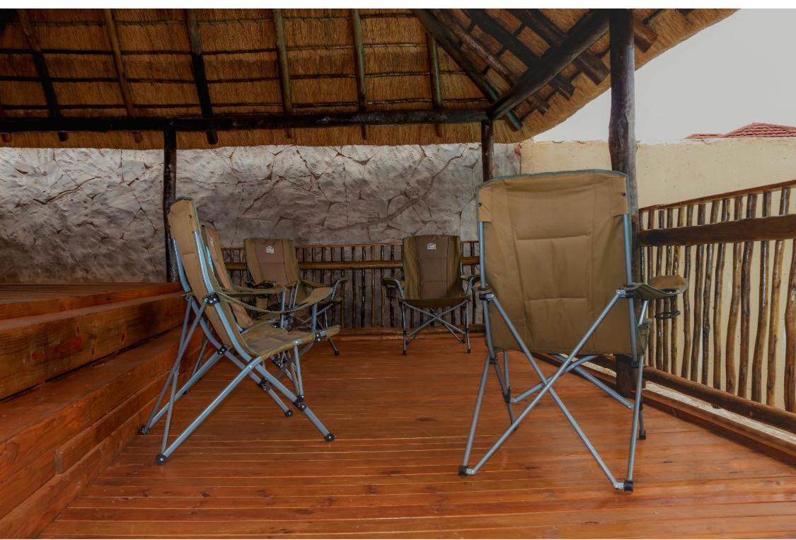 Esther Palace Thohoyandou Extérieur photo